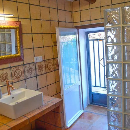 Casa Azafran Holiday home Torrijo del Campo
